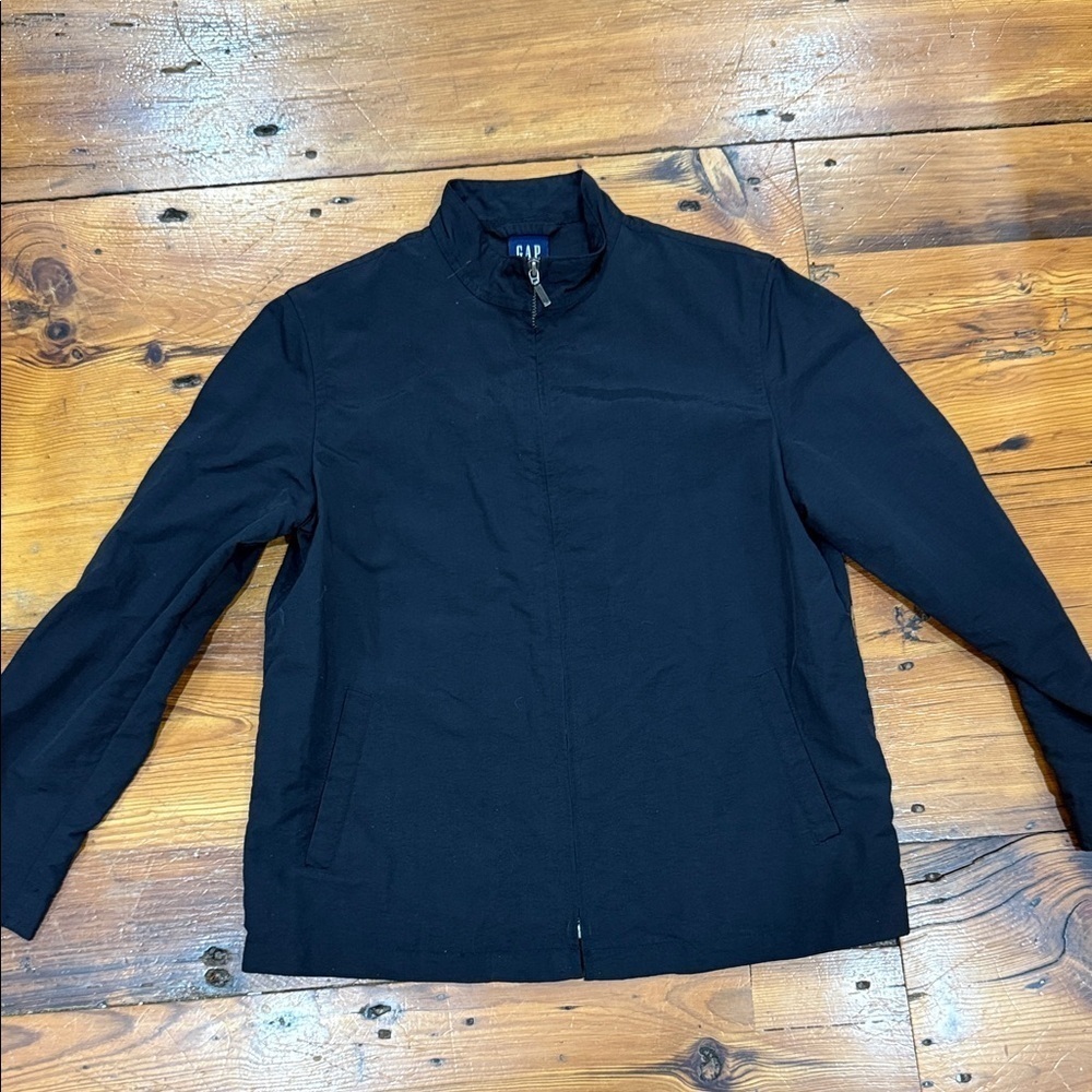 GAP Women’s Black Lightweight Rain Jacket size small